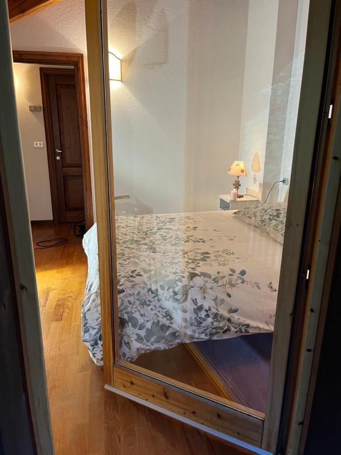 Chalet Blanc "La Mansarda" Courmayeur Kültér fotó